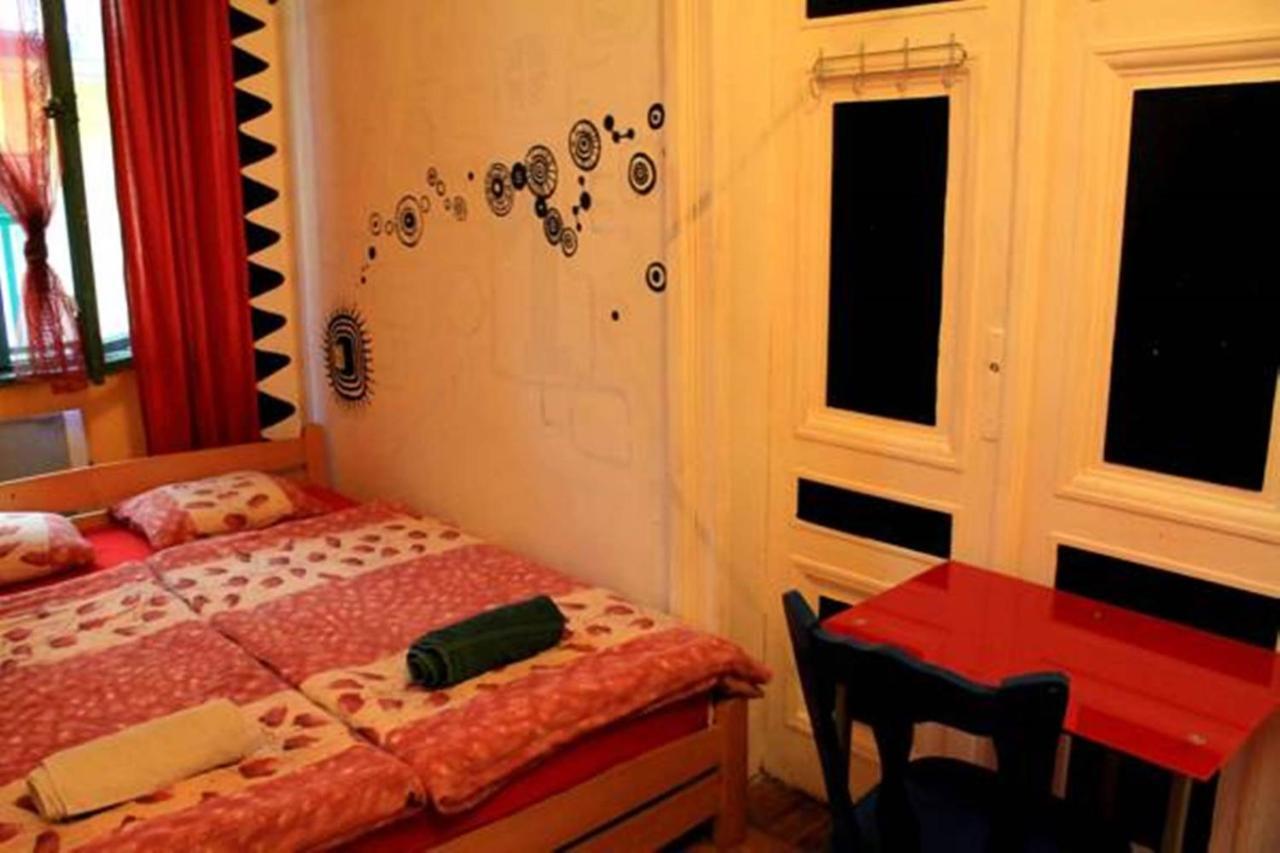 Downtown Hostel Будапешт Номер фото